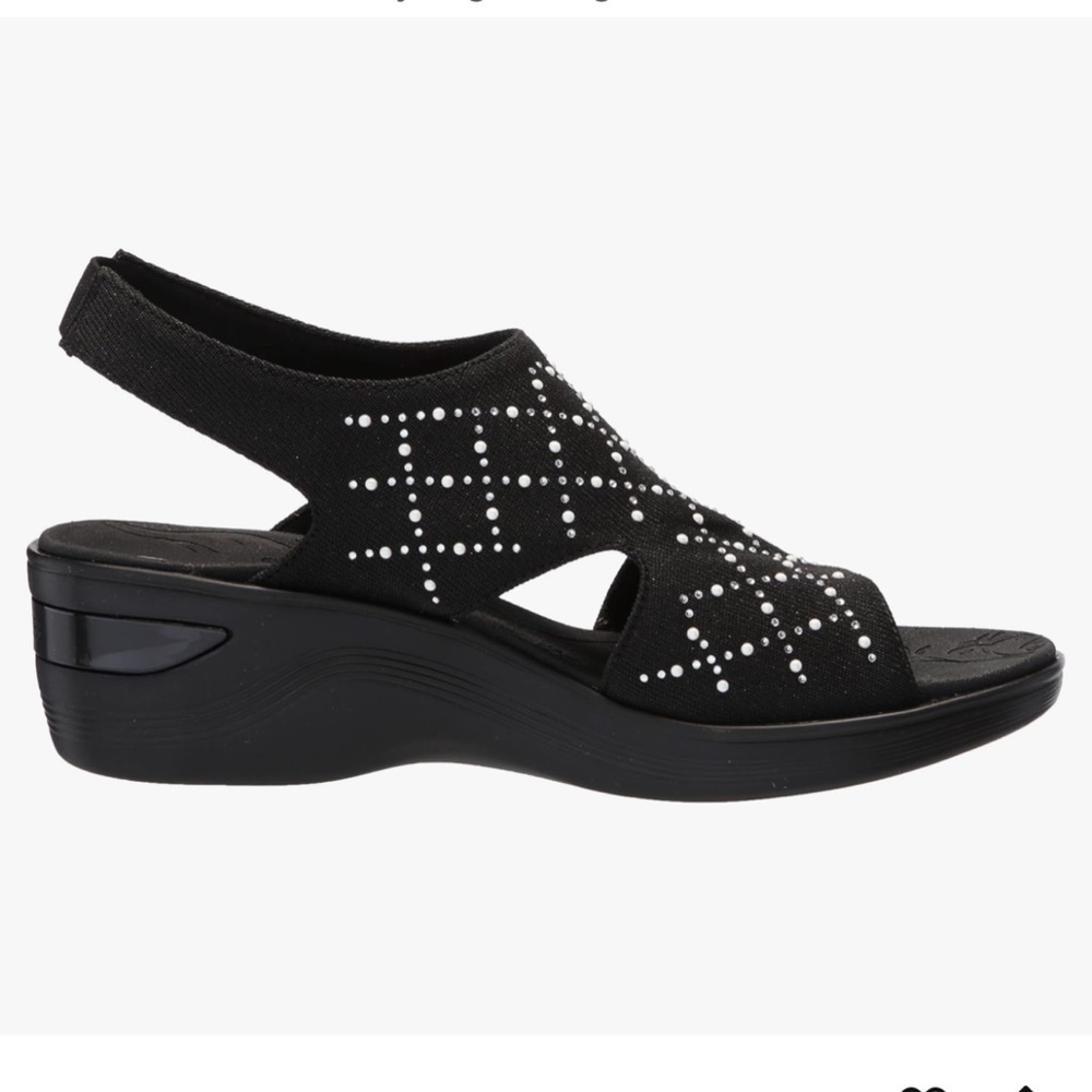 NEW in box size 8 BZees Women's Destiny Bright Slingback Casual Sandal Heeled